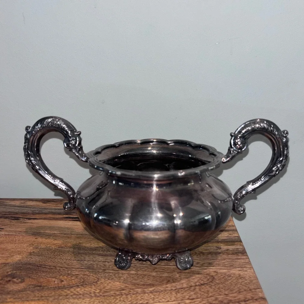 Victorian Plate EPBM 377 Silver‎ Creamer and Sugar Bowl Set Vintage Ornate